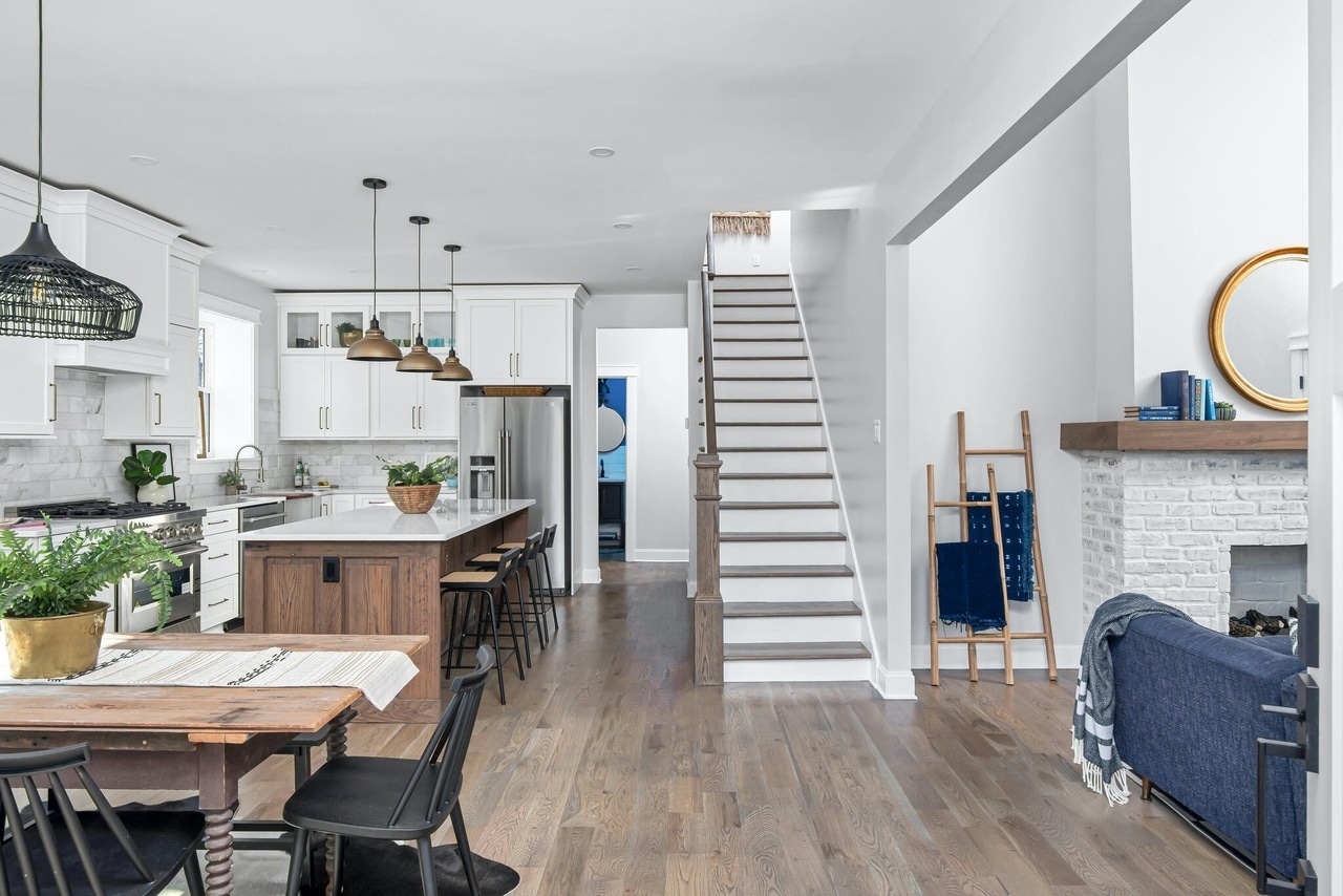 Building Photo - 426 Hart Ave