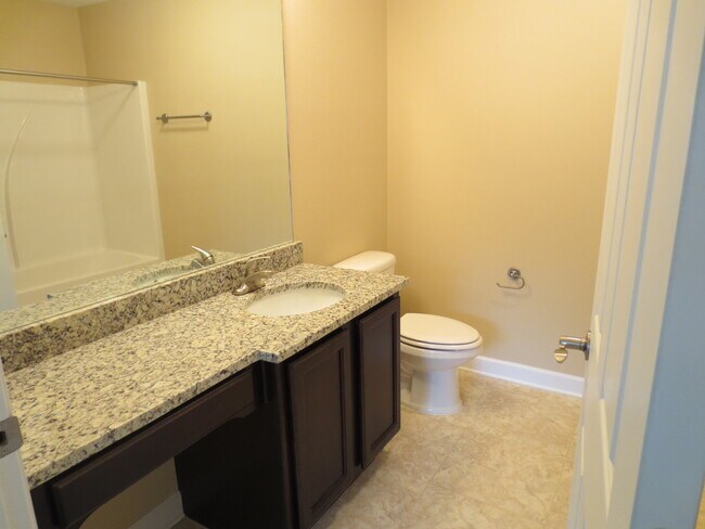 Building Photo - The Residences at Cypress Preserve Luxury 2B/2B Apartment in FWB in Pristine Nature Setting!