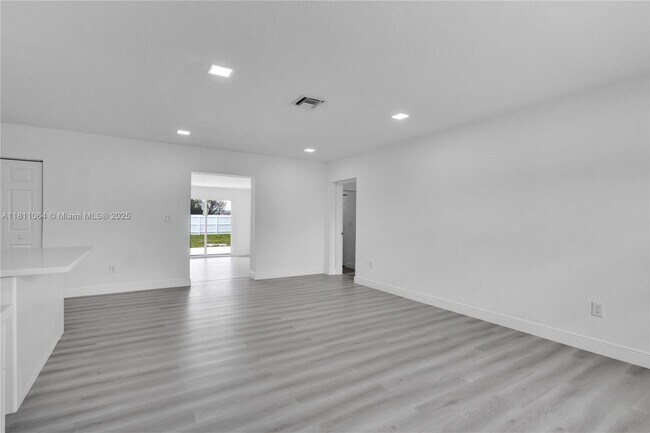 Building Photo - 8330 NW 35th Pl