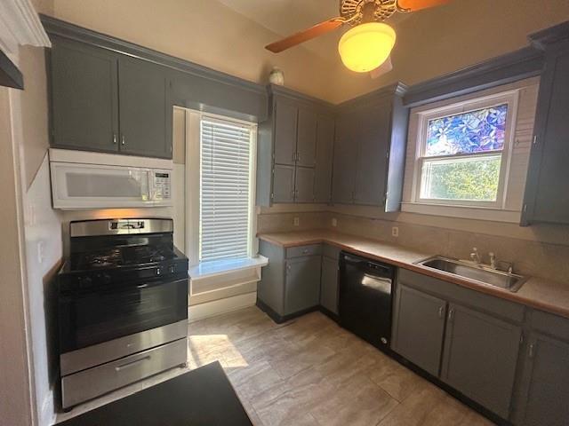 Building Photo - 1108 11th St