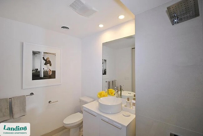 Building Photo - 1210 Morse Ave