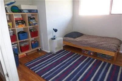 Building Photo - "Welcome Home: Spacious 3-Bedroom Oasis with 2 Full Baths on Dakota St NE!"