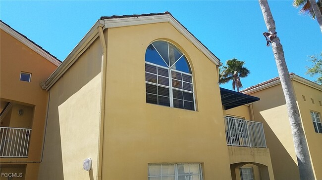 Building Photo - 3401 Winkler Ave