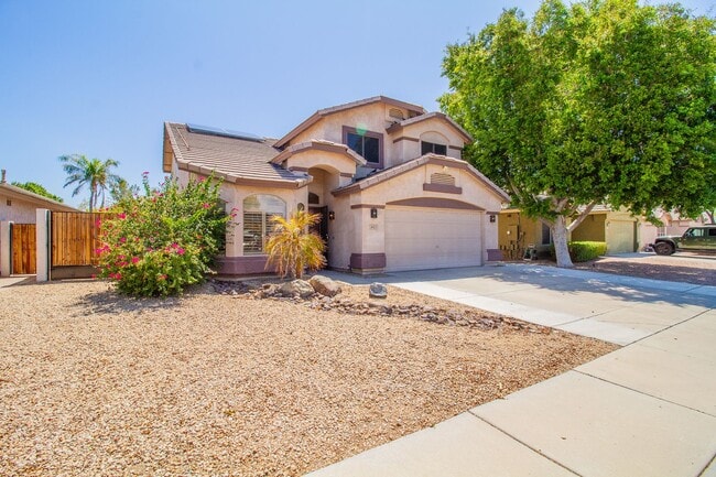 Building Photo - AMAZING 4 BED, 2.5 BATH HOME LOCATED NEAR 67TH AVE & UNION HILLS