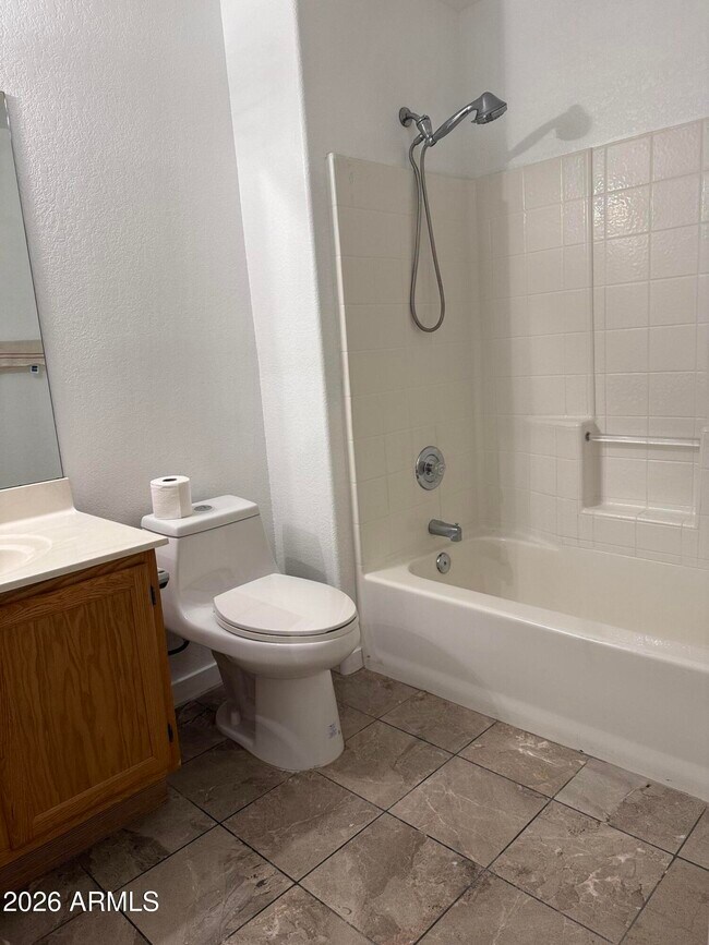 Building Photo - 3510 E Hampton Ave