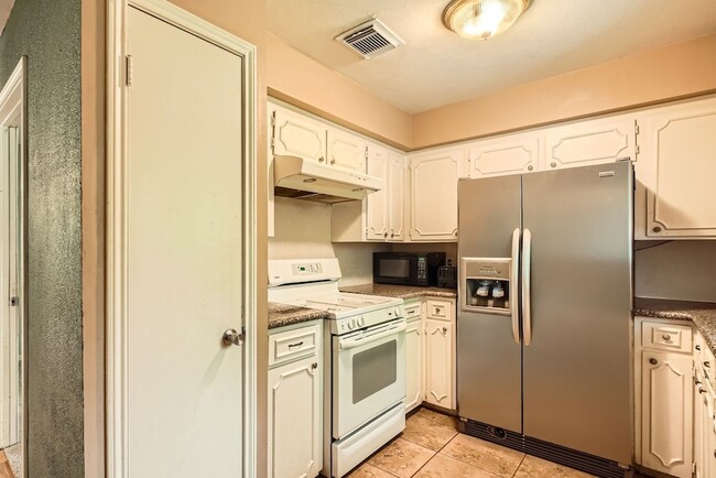 Building Photo - 3415 Bristlecone Trail