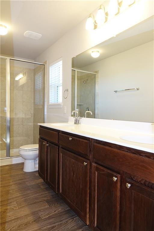 Building Photo - 10205 Forest Grove Dr