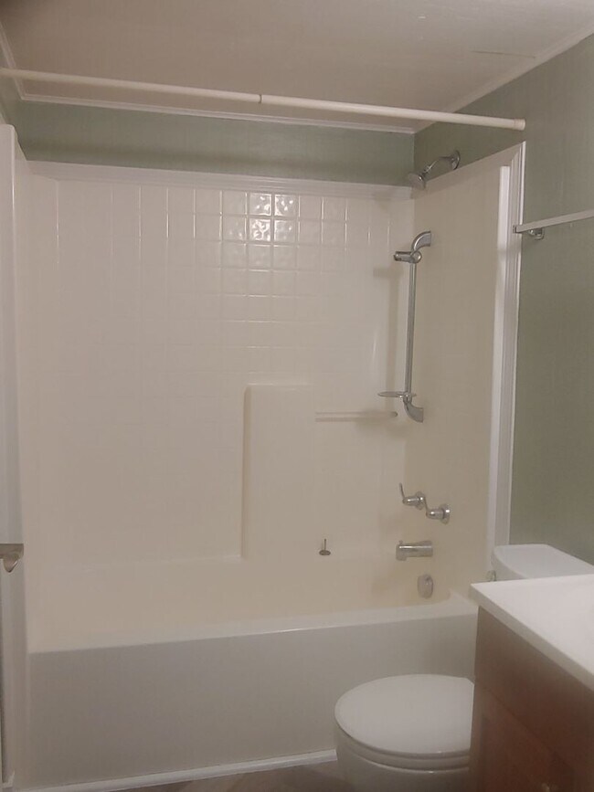 Building Photo - Lakeview Living in Clearwood – 2 Bed / 2 Bath Home in Yelm, WA