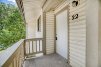 Building Photo - Newly Renovated Maumelle Condo