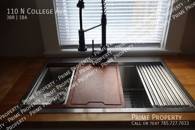 Building Photo - 110 N College Ave