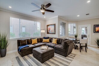 Building Photo - Furnished Rental - 3 Month Minimum