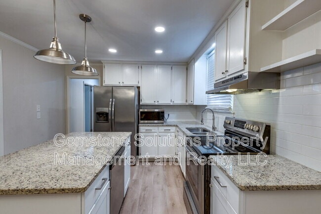 Building Photo - 4860 Cimarron Way