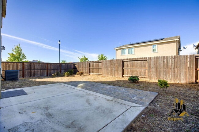 Building Photo - 6048 Emerald Park Ln