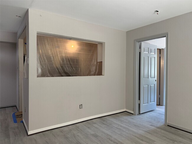 Building Photo - 1311 Antoine Dr