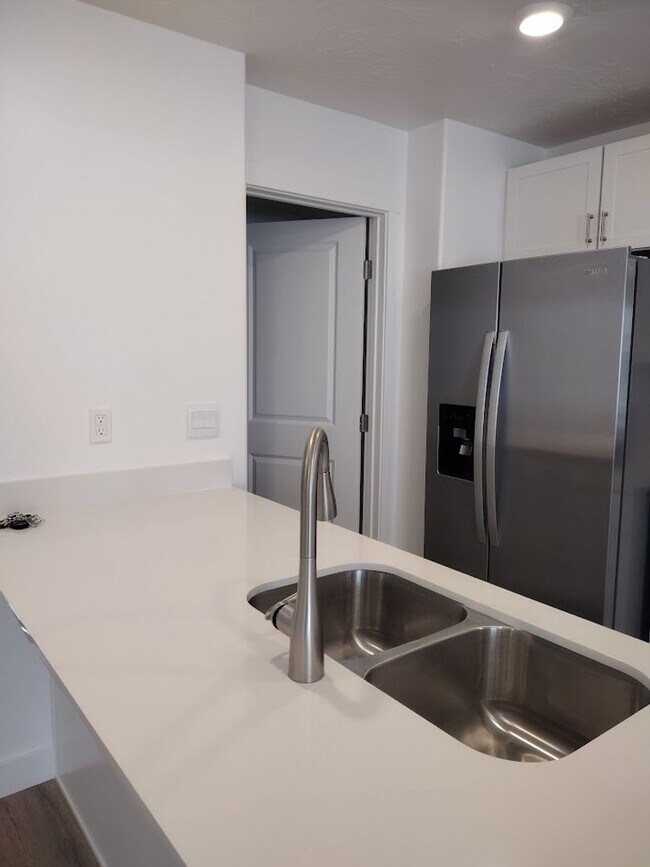 Building Photo - May Drive at Old Sorrel Ranch