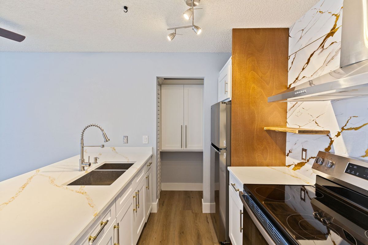 Building Photo - 11901 4th St N