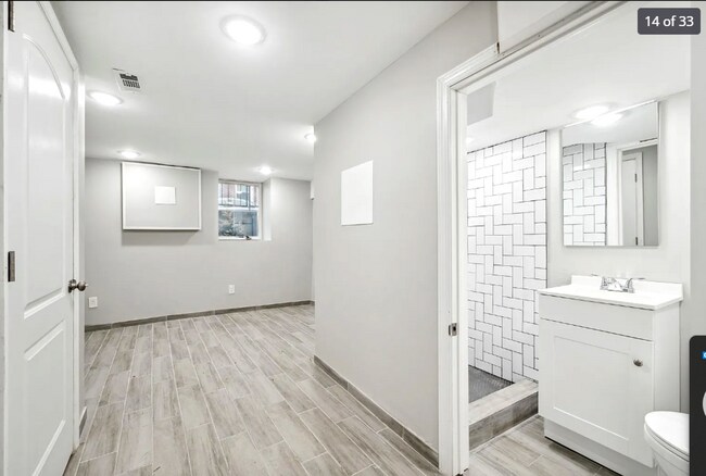 Building Photo - Point Breeze New Luxury Home, Amazing! (op...