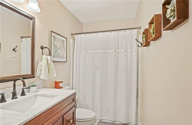 Building Photo - 3 Mary Dr