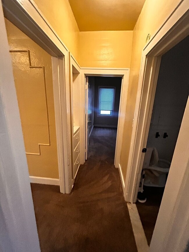 Building Photo - 3-bedroom located on Detroit's East side!