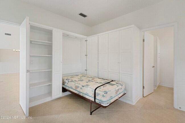Building Photo - 9006 Portsmouth Ct