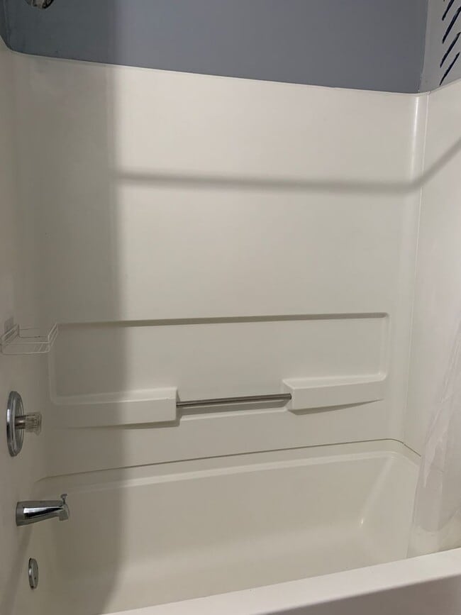 Building Photo - Charming Single Family Home