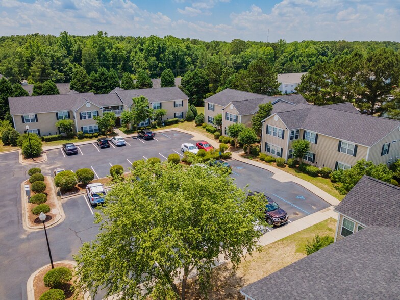 Primary Photo - Basswood Apartment Homes