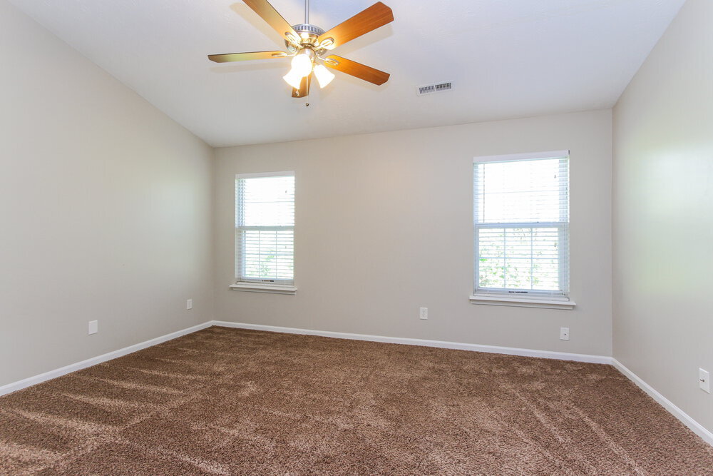 Building Photo - 4929 Aspen Crest Ln