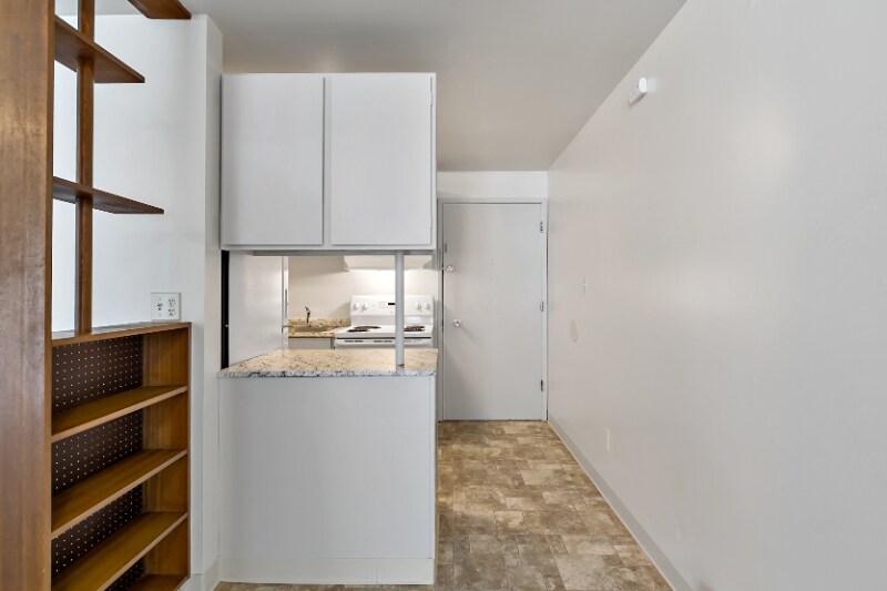 Building Photo - 5515 15th Ave NE