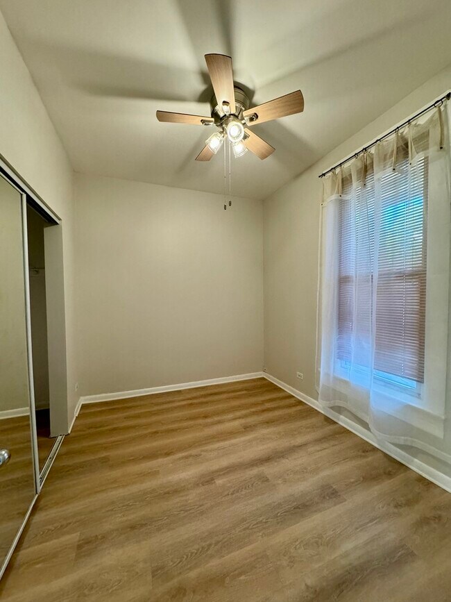 Building Photo - 750 S Oakley Blvd