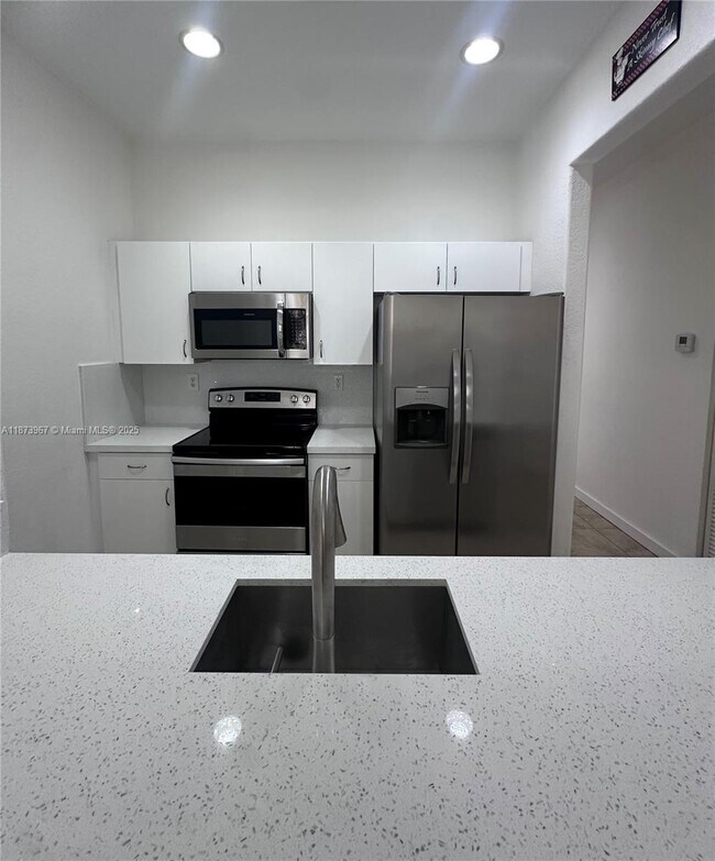 Building Photo - 11014 SW 237th Ln