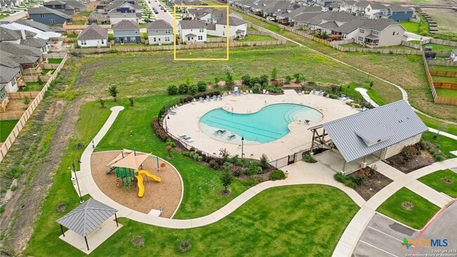 Building Photo - 162 Hazy Glade Dr