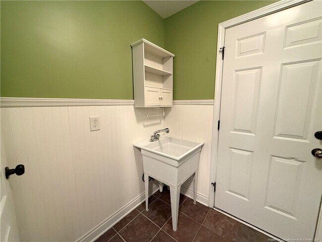 Building Photo - 82 Sonora Dr