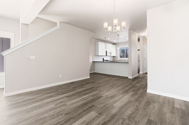 Building Photo - GORGEOUS 3bd/2.5ba Payette Duplex w/Modern construction, pristine condition, and ready for you!