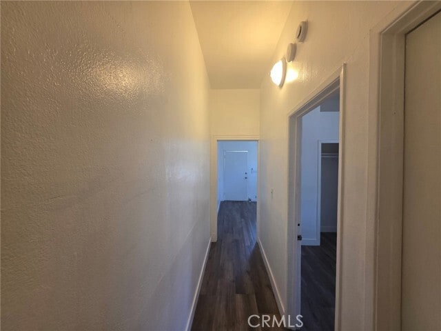 Building Photo - 2223 E 2nd St