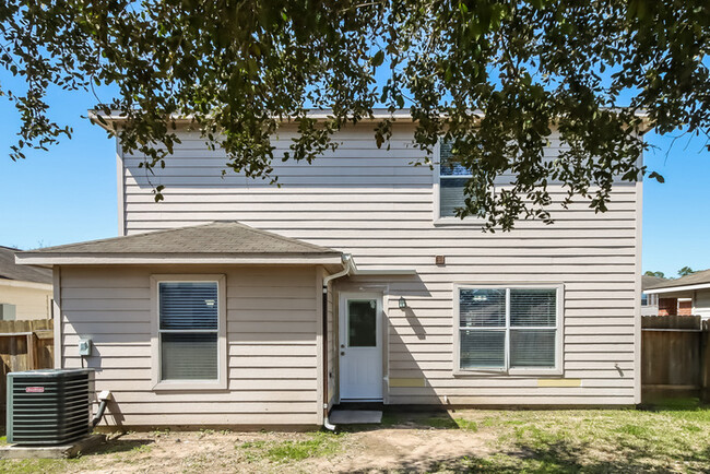 Building Photo - 3 Bedroom Houston Home