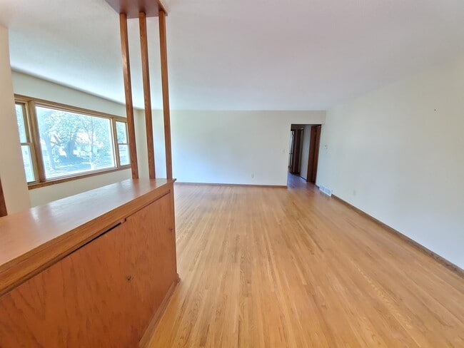 Building Photo - 1452 13th Ave NW