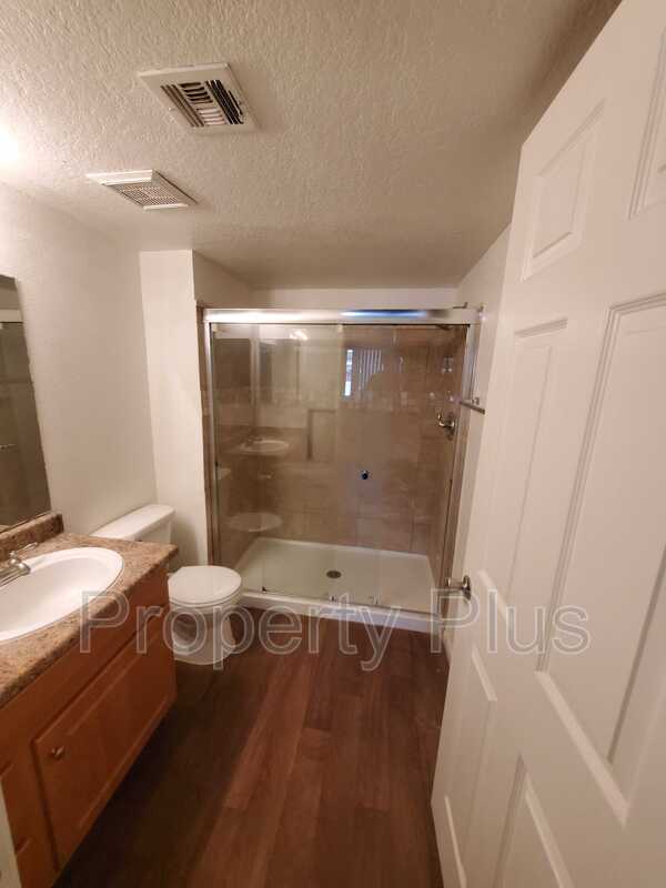 Building Photo - 3810 N Maryvale Pkwy