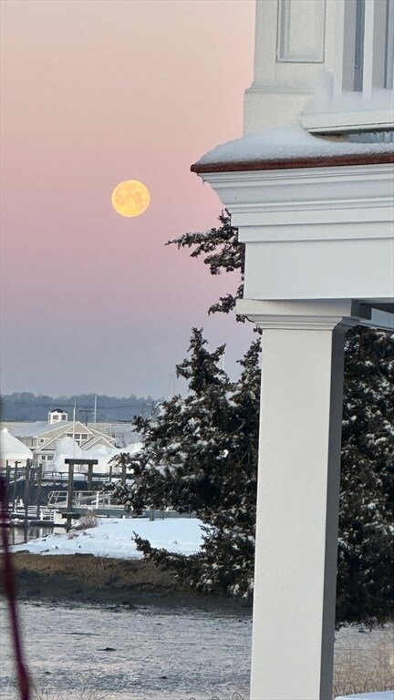 Building Photo - 16 Fosters Point