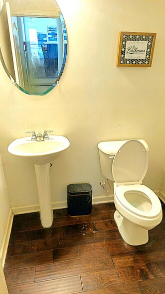 Building Photo - 7721 Rutgers Cir