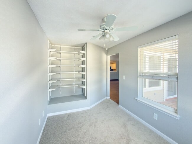 Building Photo - Maintenance-Free Condo Living in South Ann Arbor