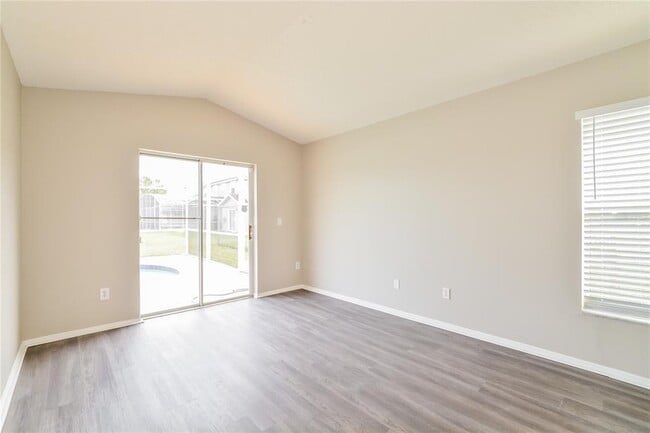 Building Photo - 3103 Orchard Pl