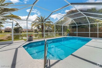 Building Photo - 1139 Jardin Dr