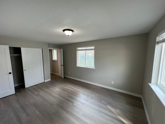 Building Photo - Non-Refundable & Security Deposit Total: $1800.00