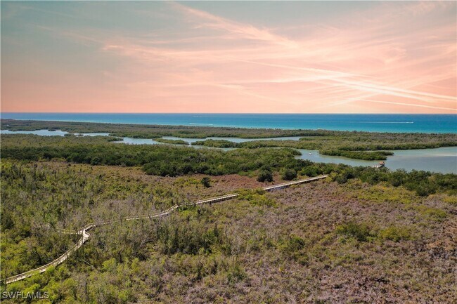Building Photo - 285 Naples Cove Dr