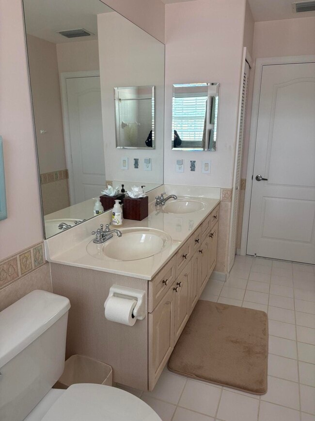 Building Photo - 927 Augusta Pointe Dr