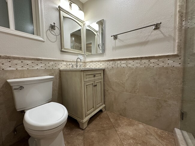 Building Photo - 4611 Harrison St