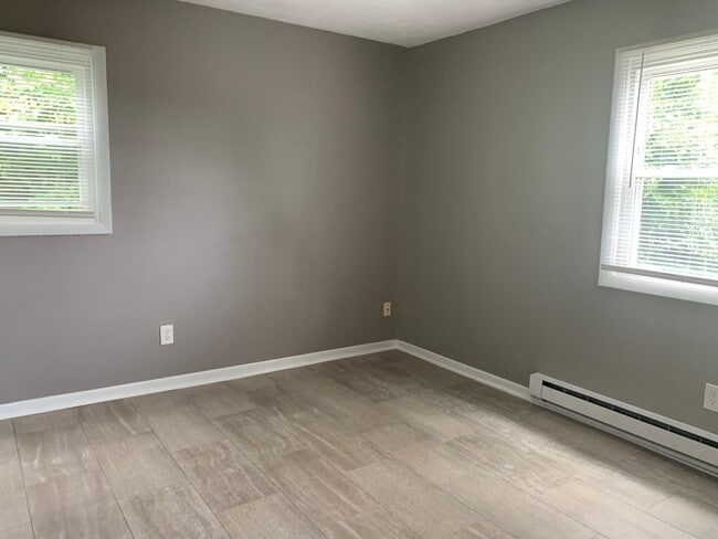 Building Photo - Brandt Rd 6764-6766