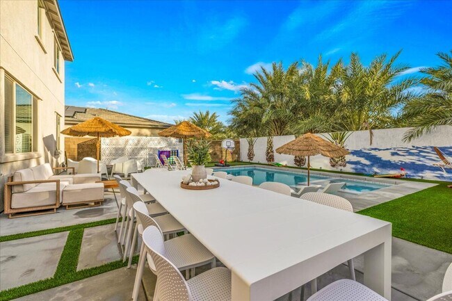 Building Photo - 83796 Moreno St