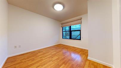 Building Photo - "Chic Urban Living: Spacious 2BR/2BA Condo...
