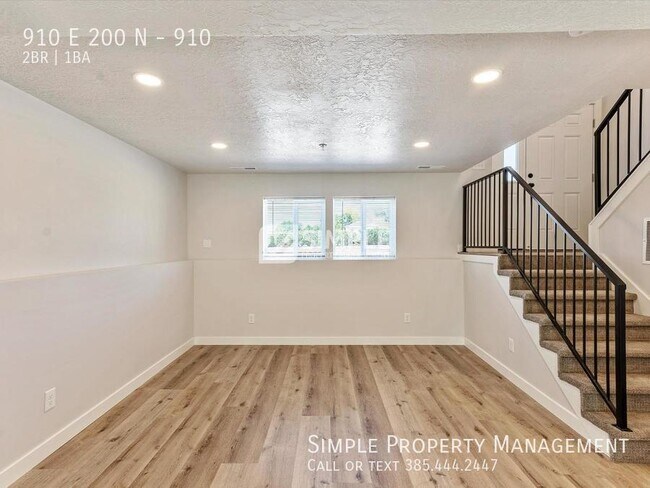 Building Photo - 910 E 200 N